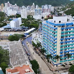 Apartamento 303 El Rodadero, Familiar , Piscina , Parqueadero, Santa Marta (Magdalena)